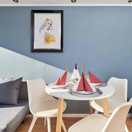 Family Szewska Market Square By Renters *