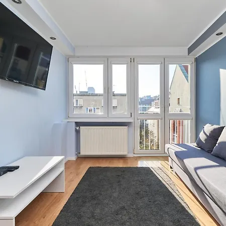 Family Szewska Market Square By Renters * Breslavia